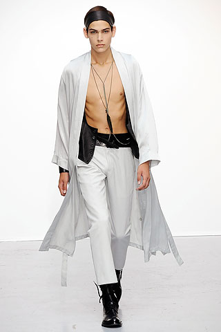 Ann Demeulemeester / - 2010